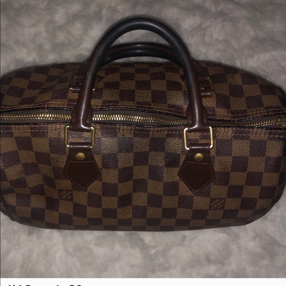 Louis Vuitton Speedy 30